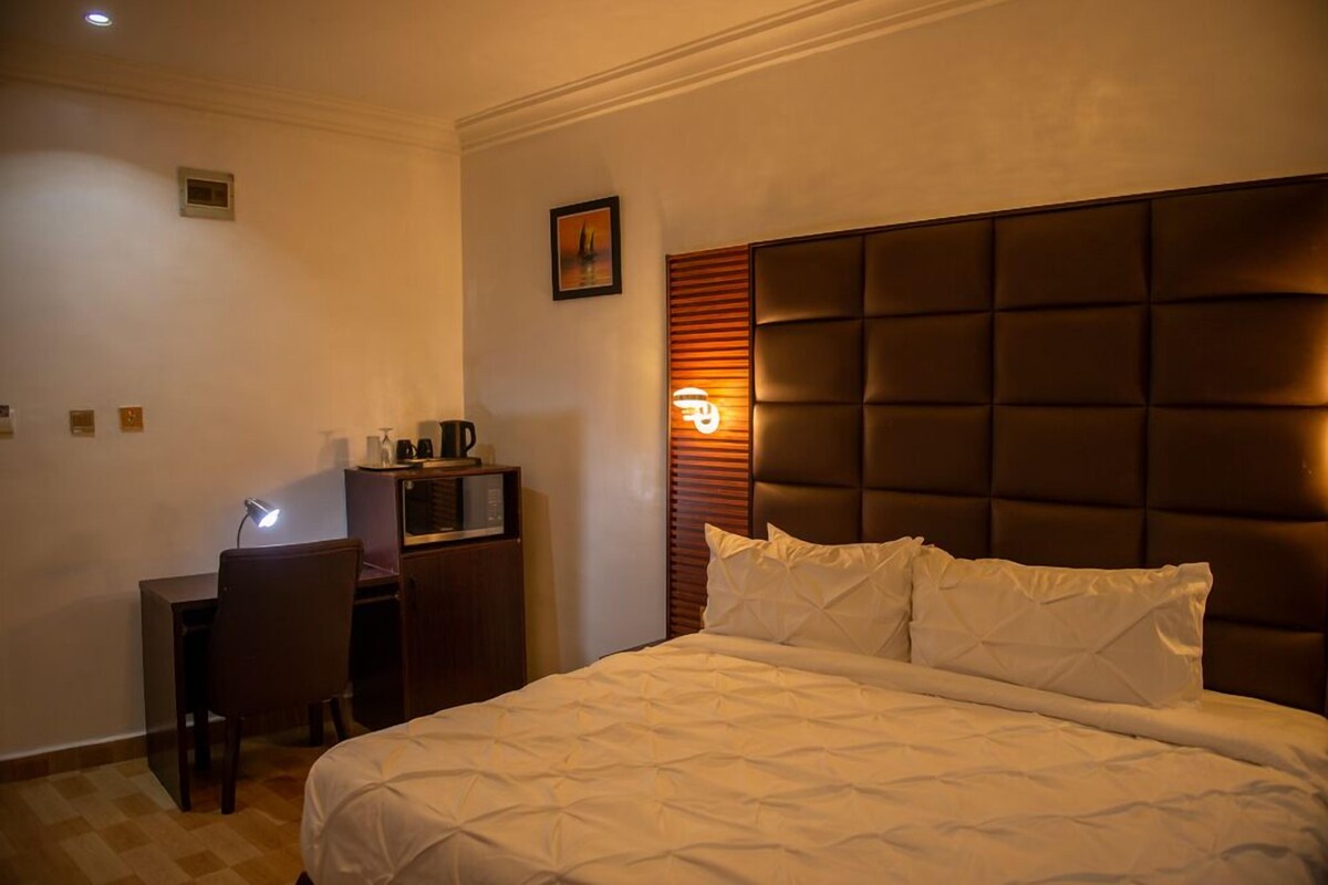 Agburuike Hotels