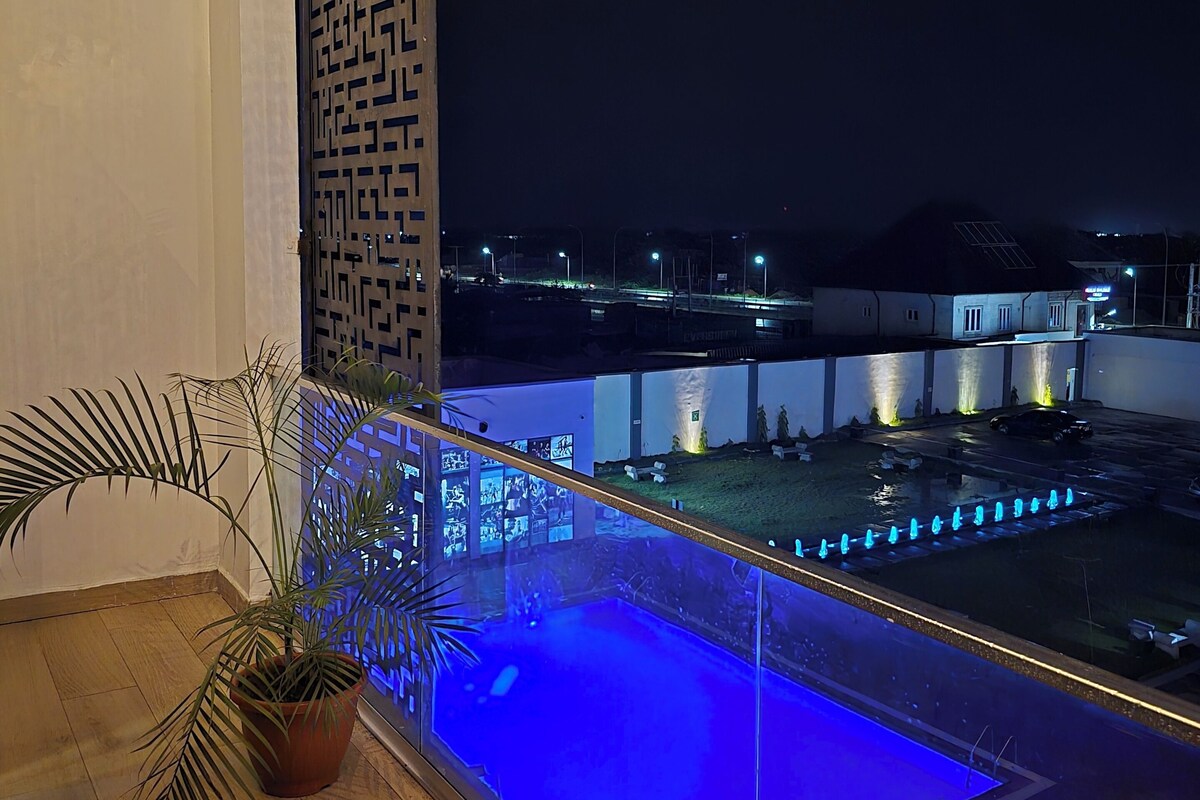 AIKU Luxury Hotel & Resorts