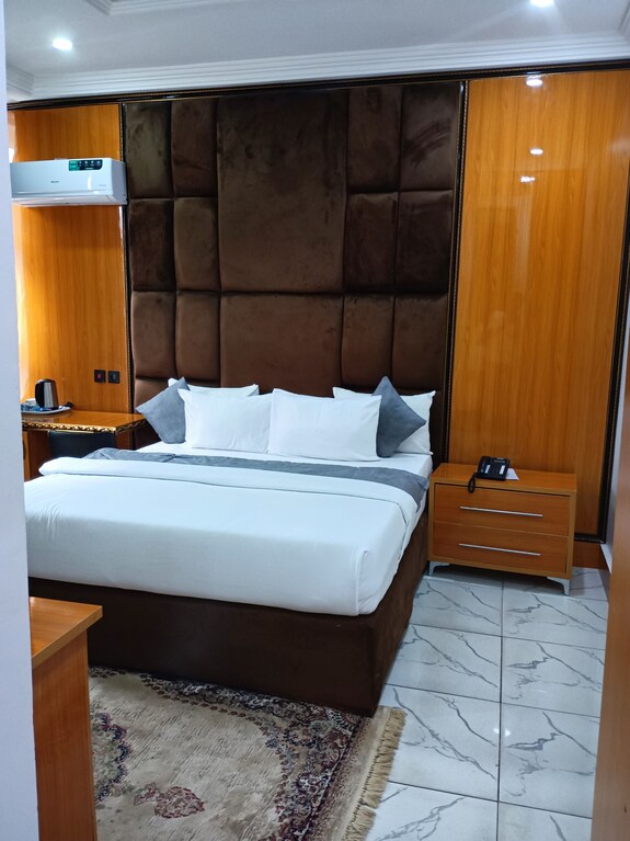 Kawruky Hotel Benin