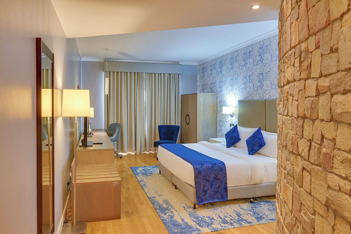 Leola Hotel Ikeja