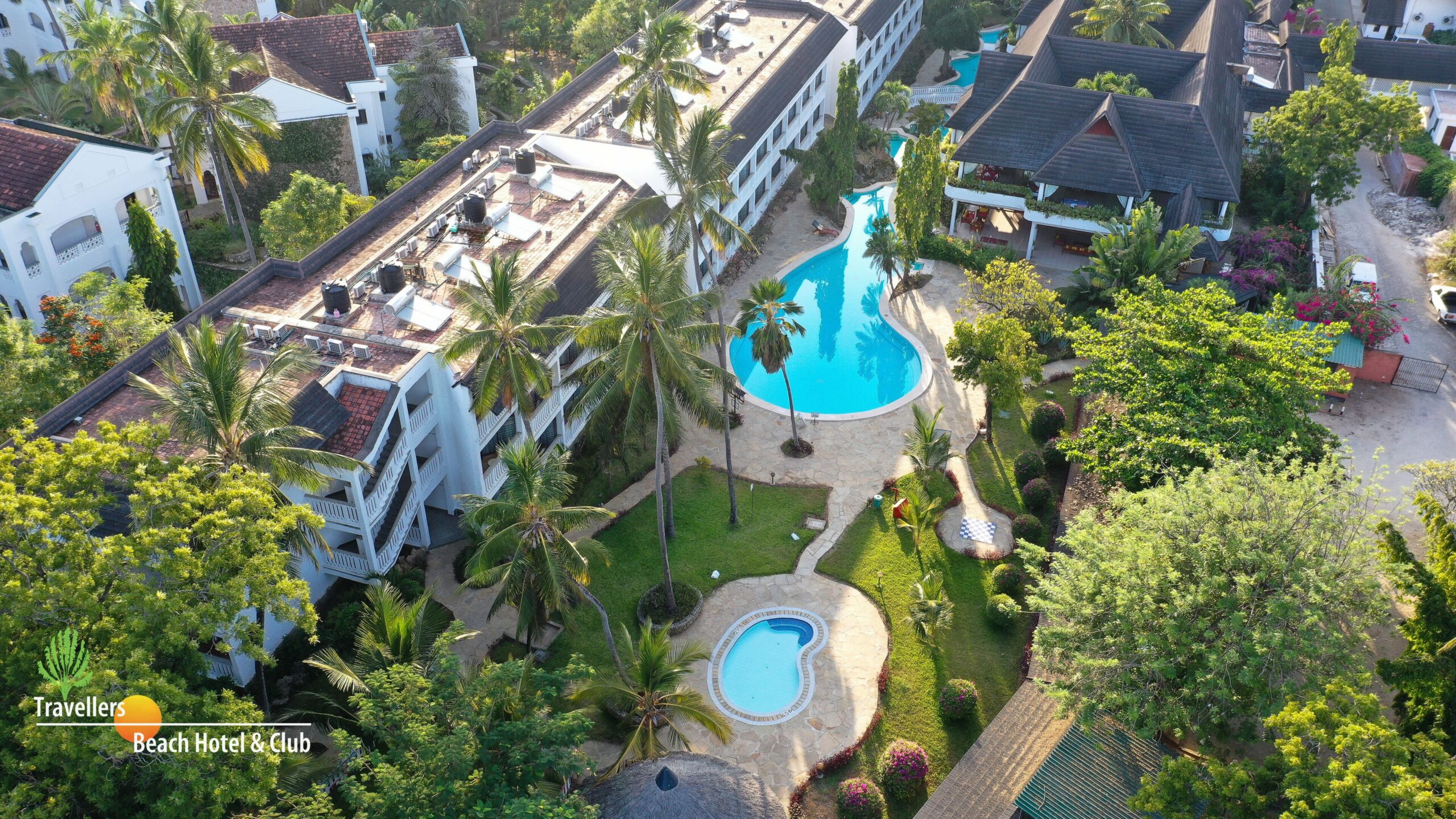 Travellers Beach Hotel & Club